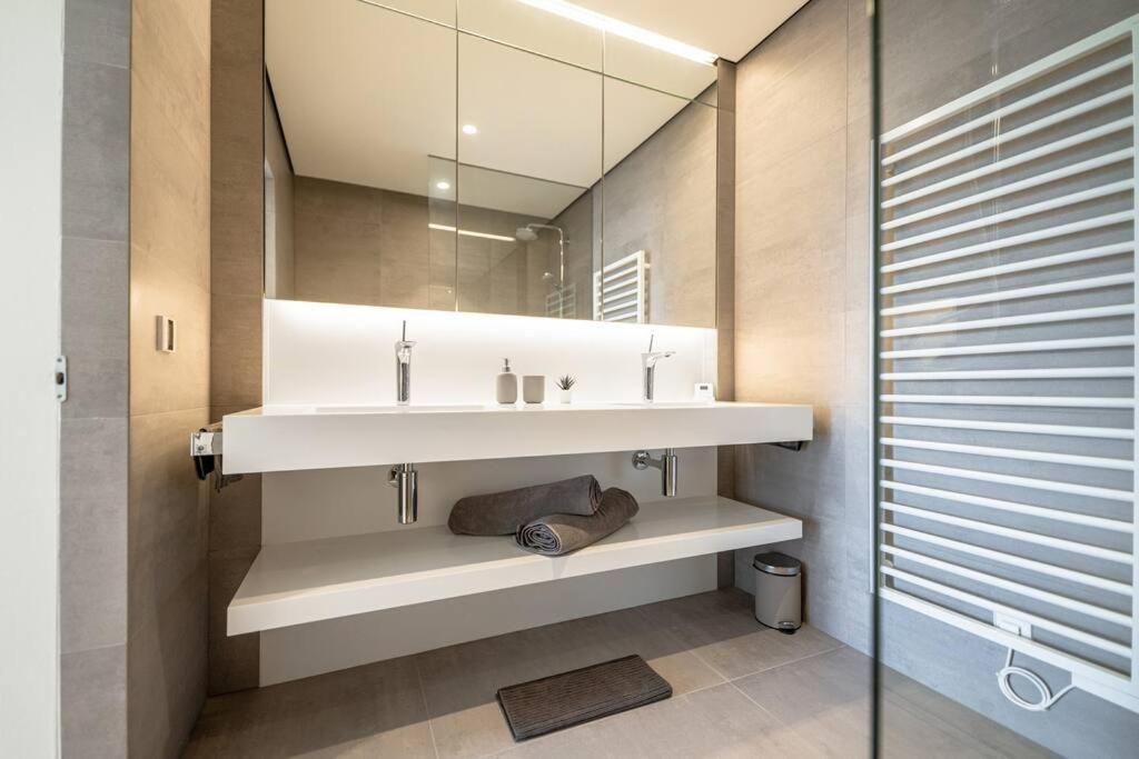 Lux City Hamilius - Modern & Spacious Apart W/View Lussemburgo Esterno foto